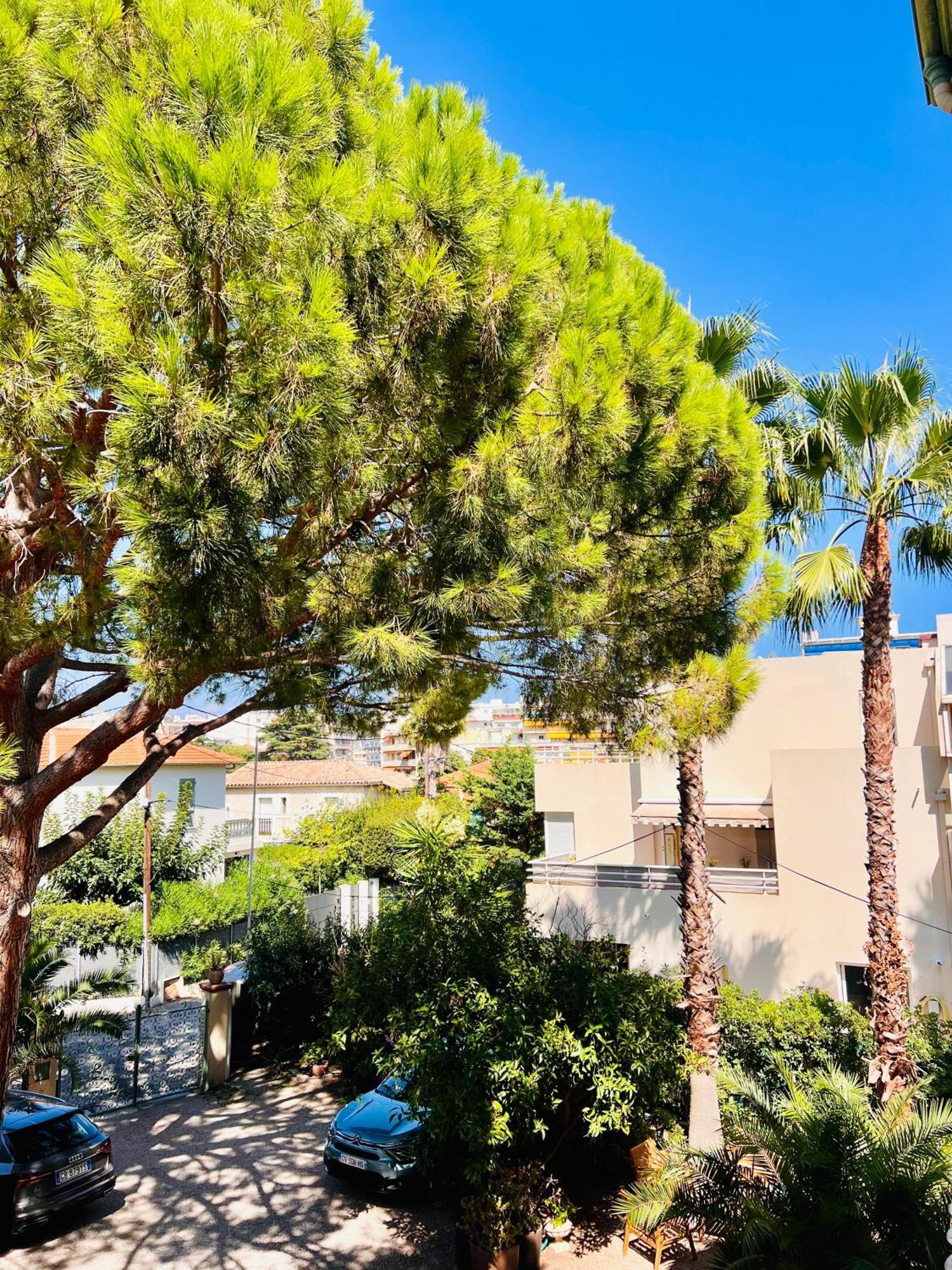 Hotel Le Ponteil Antibes Exterior foto